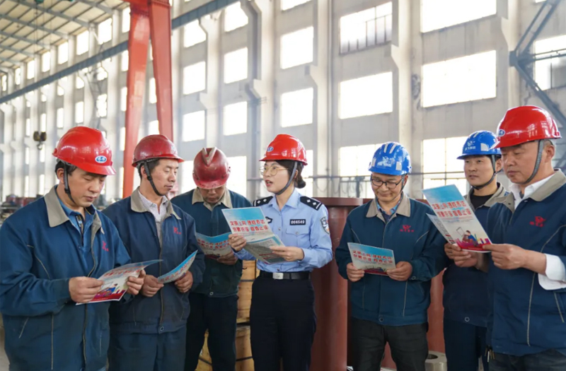 抵制網(wǎng)絡(luò)謠言、共建清朗家園宣傳活動走進(jìn)鵬飛